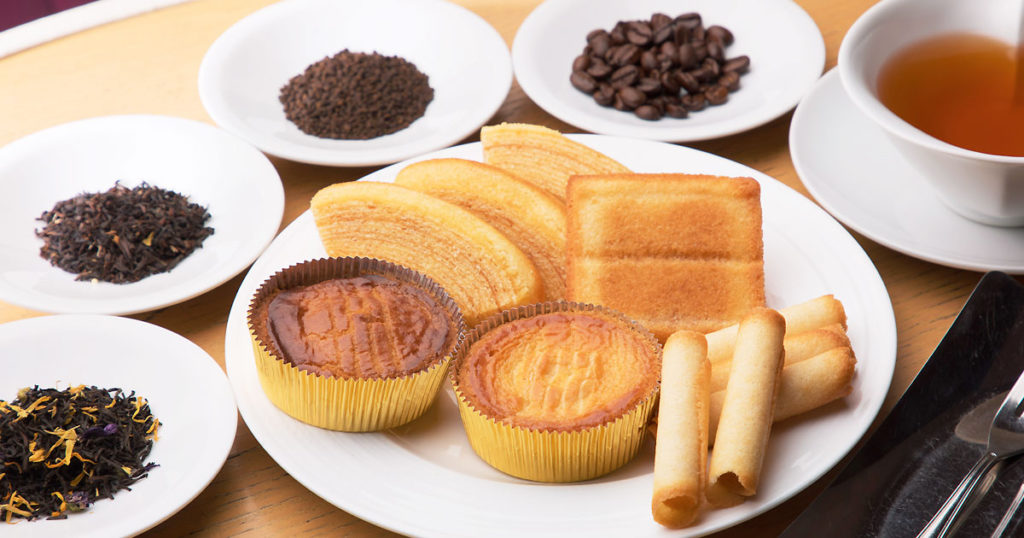 『コンビニスイーツとティーマリアージュ』。1日1回のノーブルなひと時でリラックスケアを。