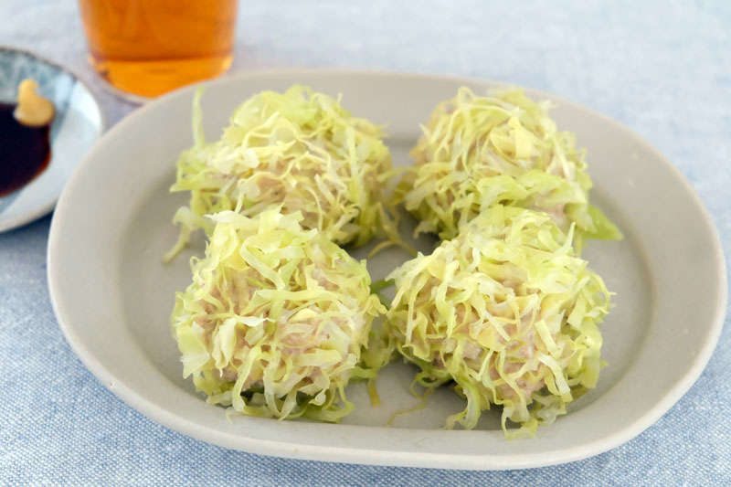 〈春野菜が主役のおつまみレシピ②〉春キャベツの花シュウマイ