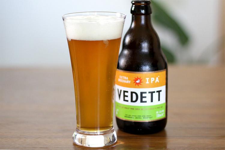 色はブロンドで、一般的なIPAと比べると少しだけライトな印象でしょうか