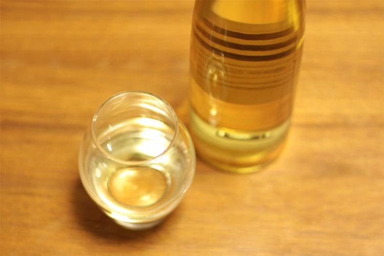 栓を開けた瞬間から香りが広がります。