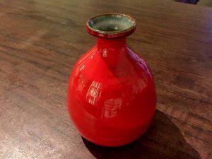 そのまま湯煎してお燗も楽しめて、便利ですね