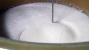 酒母（しゅぼ）を造ります