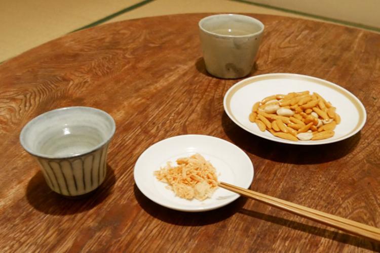 鮭ほぐしと柿の種