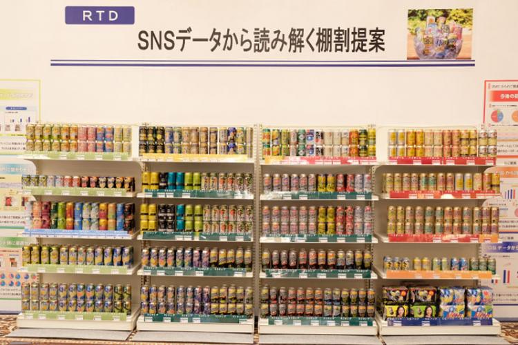 レモンサワーやNEXTハイボールなど、SNSで話題の商品を取り入れたRTDの棚割り提案