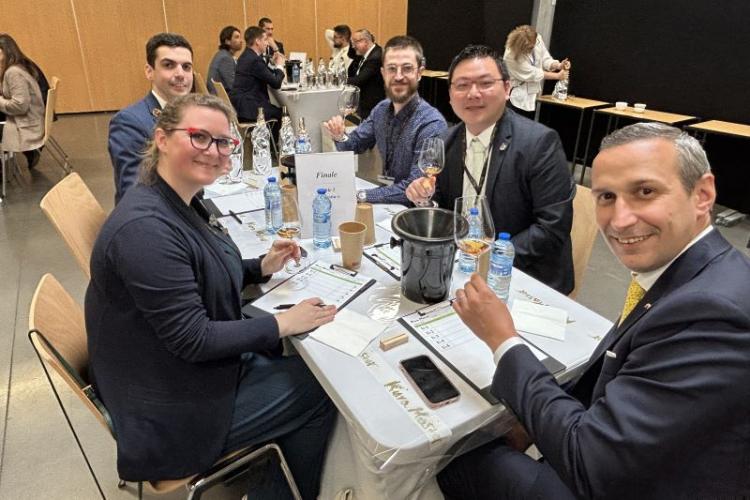 フランスのKura Master